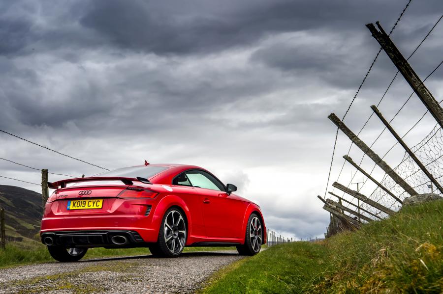  Audi TT RS Coupe (8S) 2019 года  (UK) (фото 33 из 36)